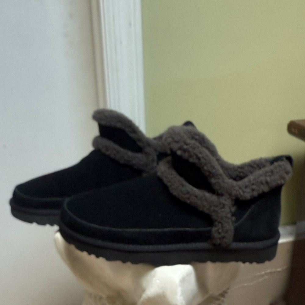 UGG classic Mini Spillseam Genuine Shearling Winter Gray Fur size 8 women H26N19